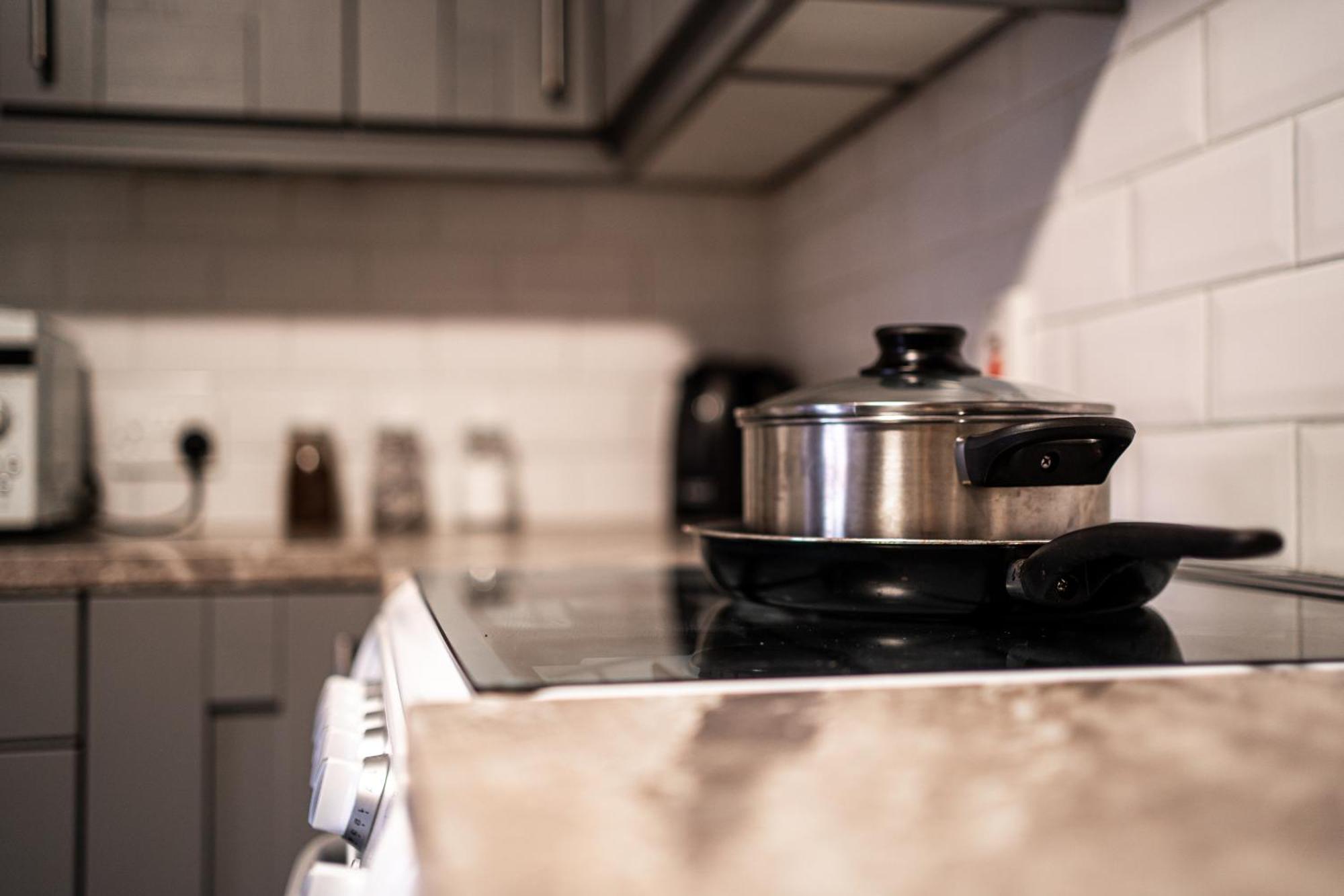 Central Apartment In Belfast City Centre - Sleeps 5 People מראה חיצוני תמונה
