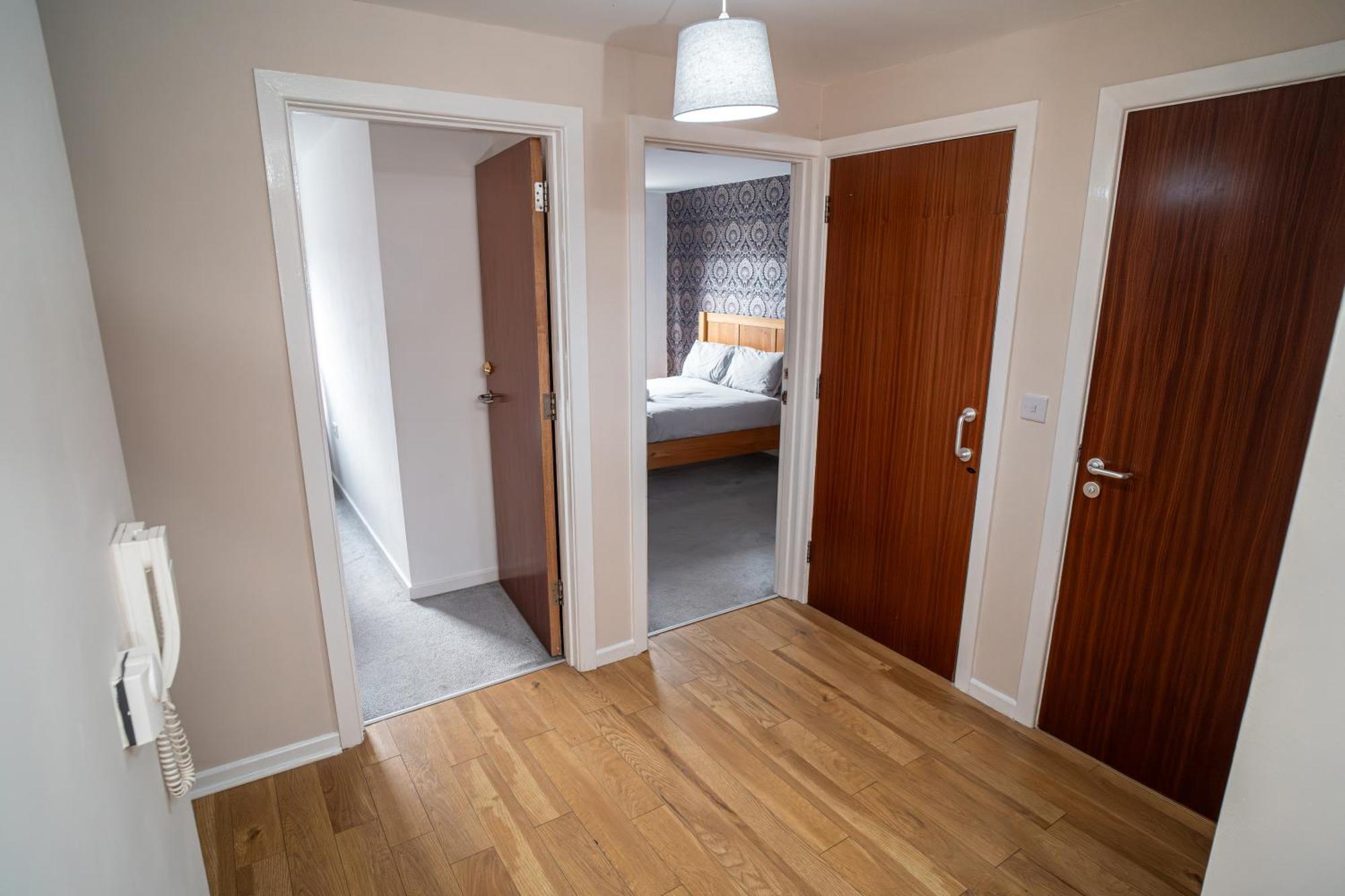 Central Apartment In Belfast City Centre - Sleeps 5 People מראה חיצוני תמונה