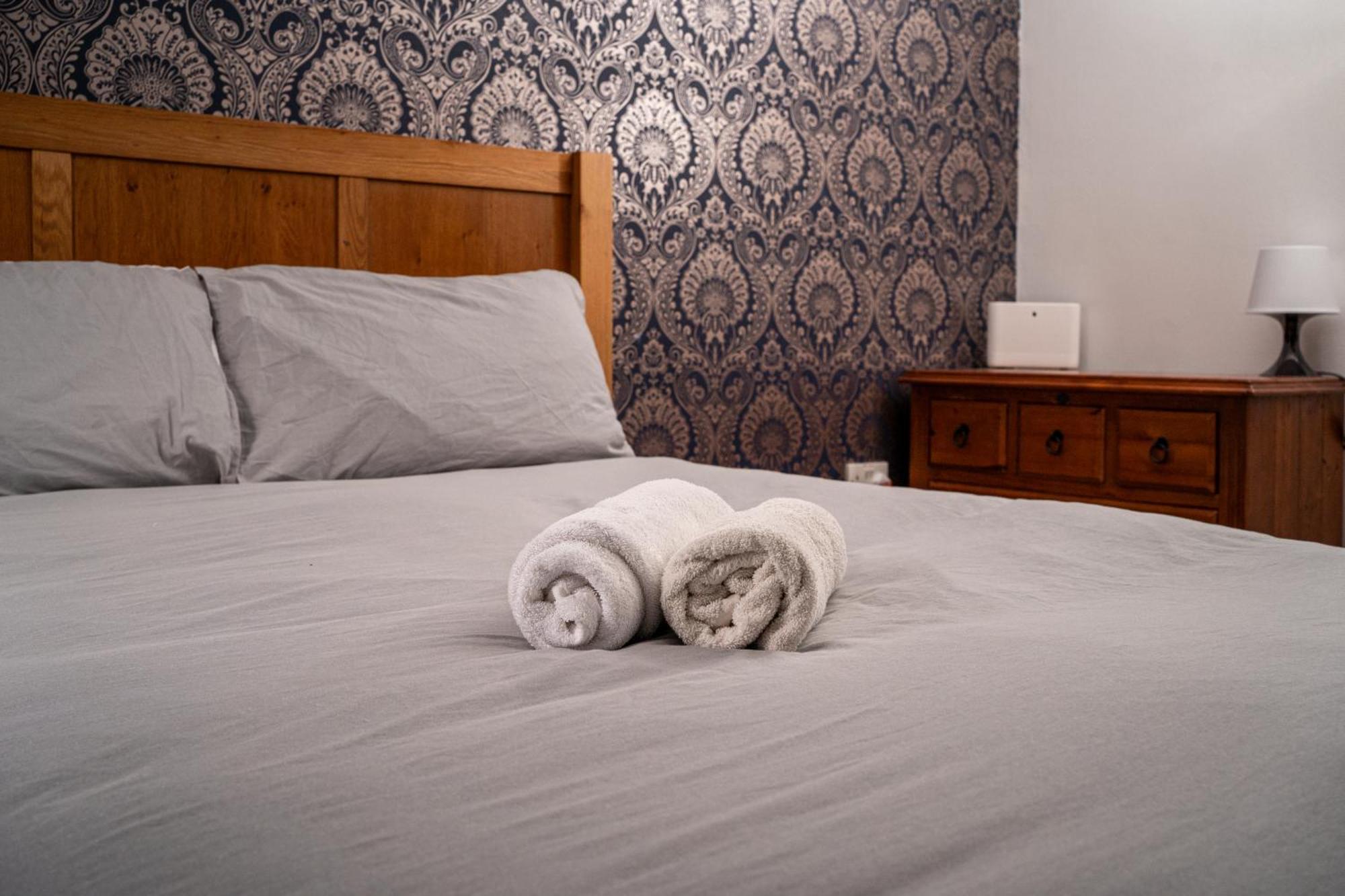 Central Apartment In Belfast City Centre - Sleeps 5 People מראה חיצוני תמונה