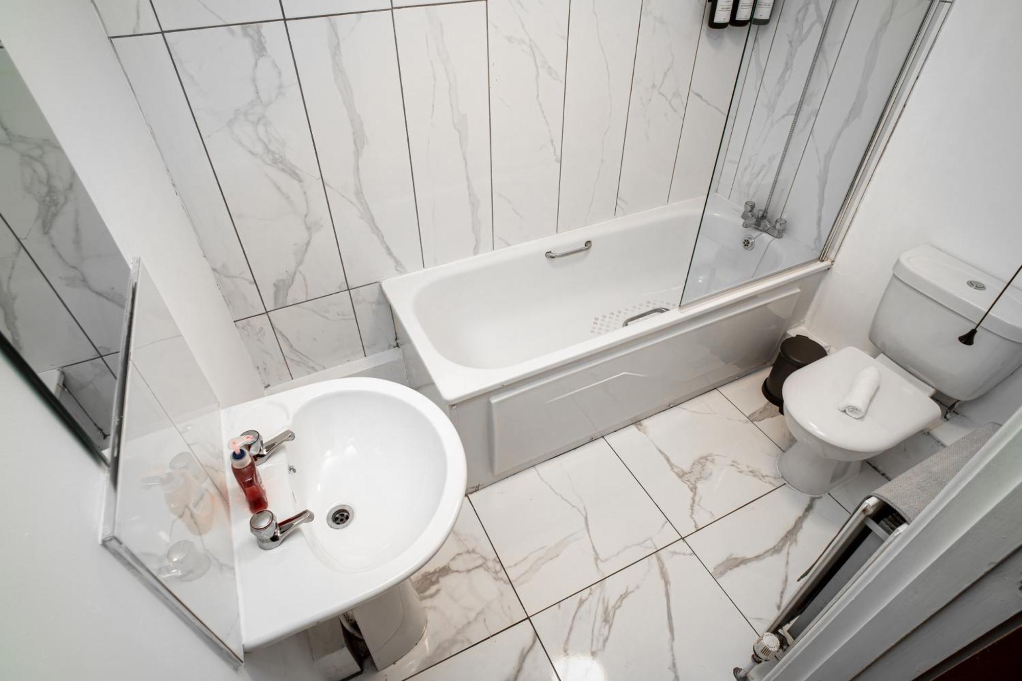 Central Apartment In Belfast City Centre - Sleeps 5 People מראה חיצוני תמונה