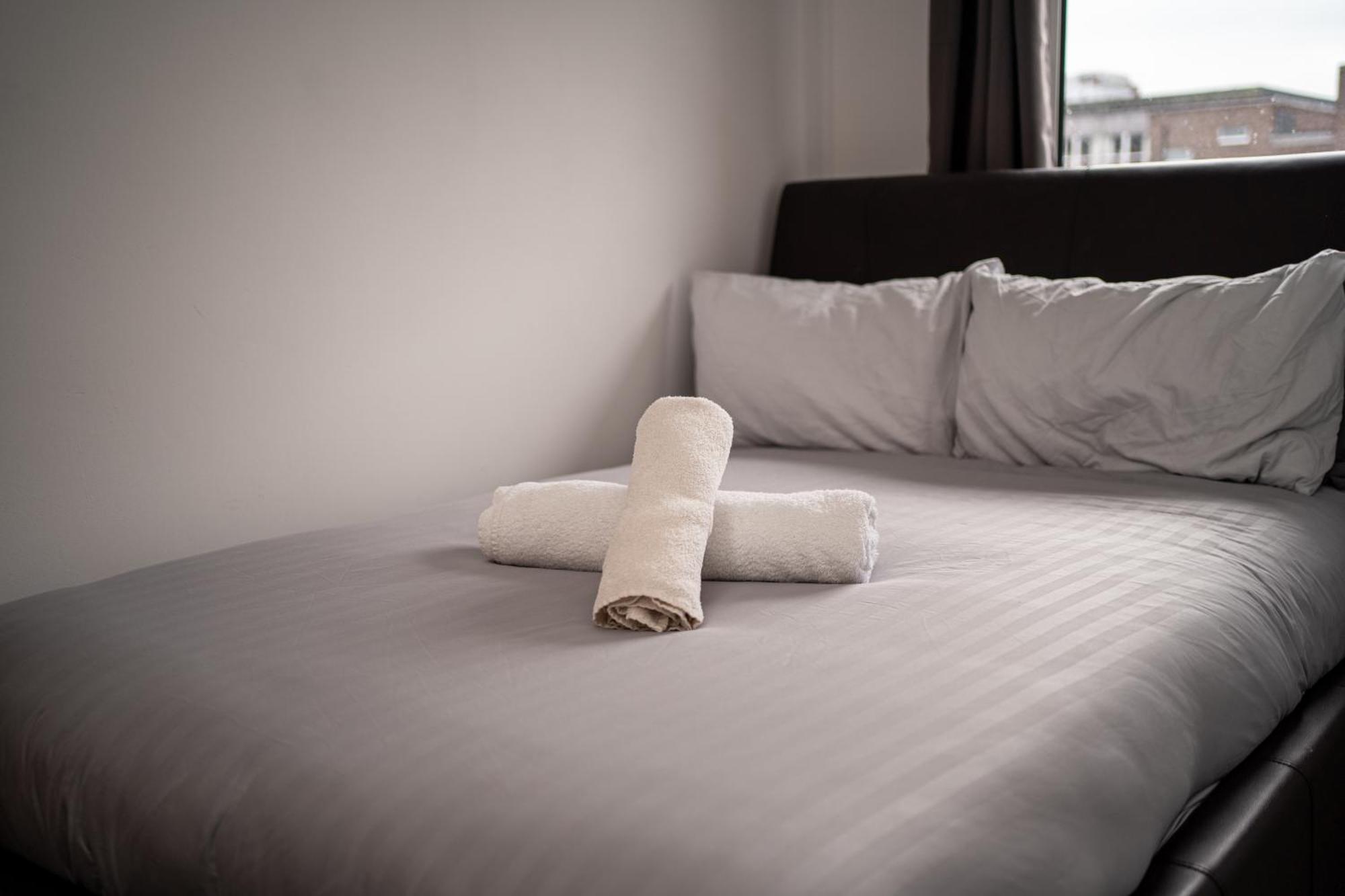 Central Apartment In Belfast City Centre - Sleeps 5 People מראה חיצוני תמונה